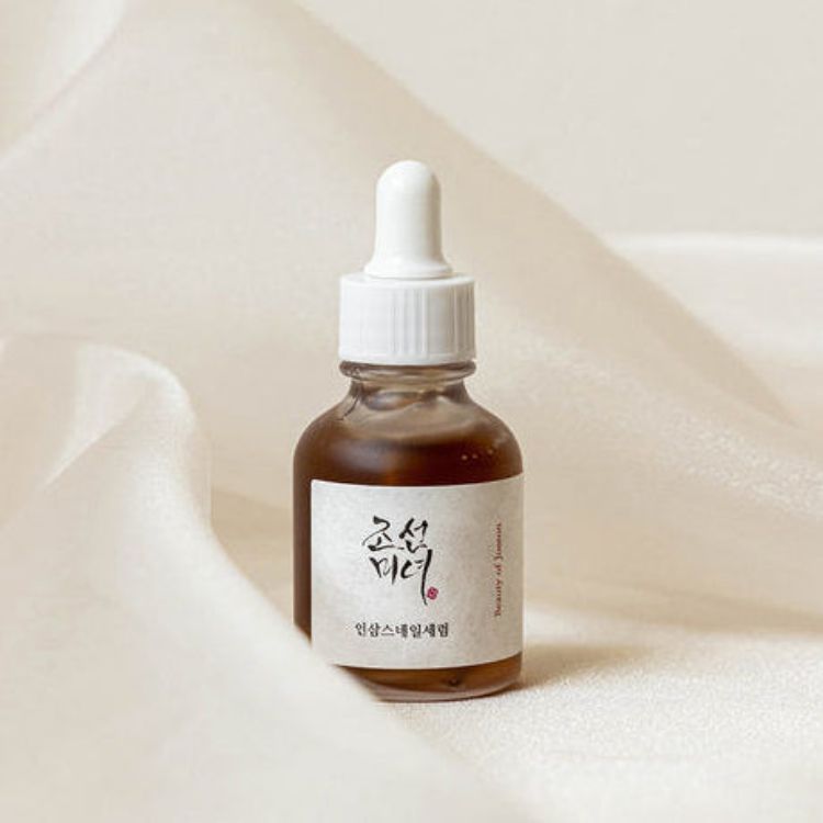 Bottle of Beauty of Joseon Revive Serum: Ginseng + Snail Mucin 30ml for skin repair, glow, and elasticity.