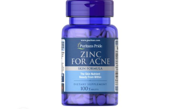 Bottle of Puritans Zinc for Acne Gummies designed to reduce breakouts and promote healthy, clear skin.